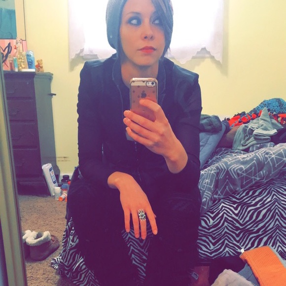 Meet your Posher, Kate - Picture 1 of 1